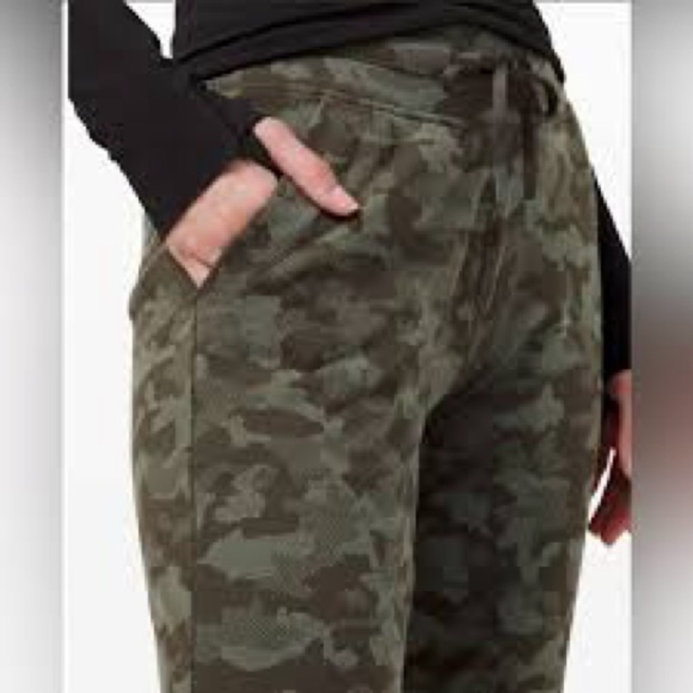 RR. Lululemon $118 Ready to Rulu Jogger Heritage Camo Olive Green Twill 8